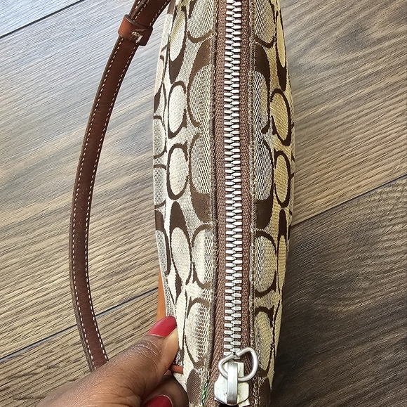 Coach Y2K Signature Tan Leather Demi Mini Shoulder Bag Baguette - Picture 5 of 9